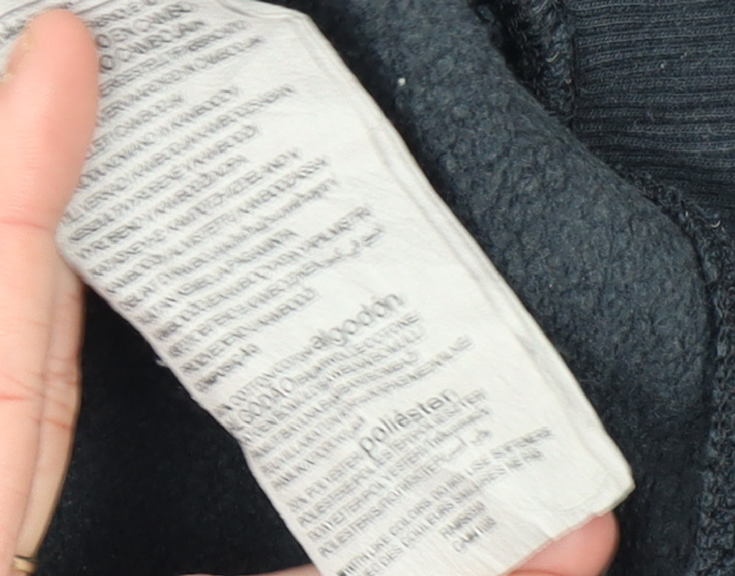 Under Armour Men's Black M Pullover Sweatshirt Crew Neck Fleece