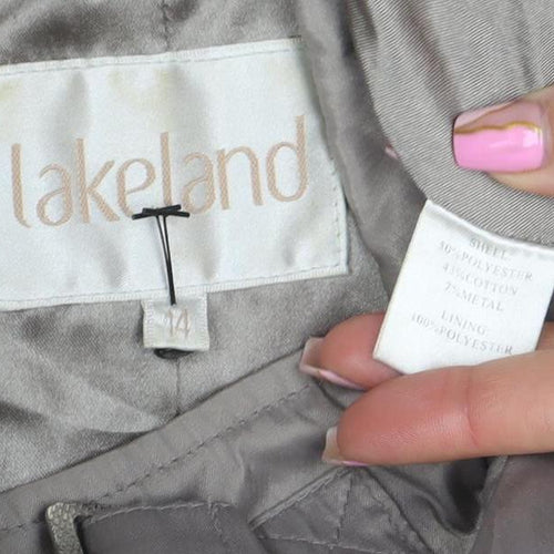 Lakeland Women’s Beige Trench Coat Size M Belted Long Lined Stylish