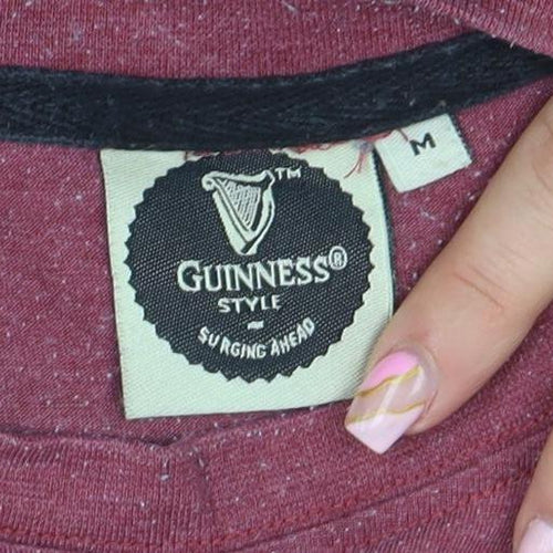 Guinness Men’s Red Short Sleeve Crew Neck Graphic T-Shirt M