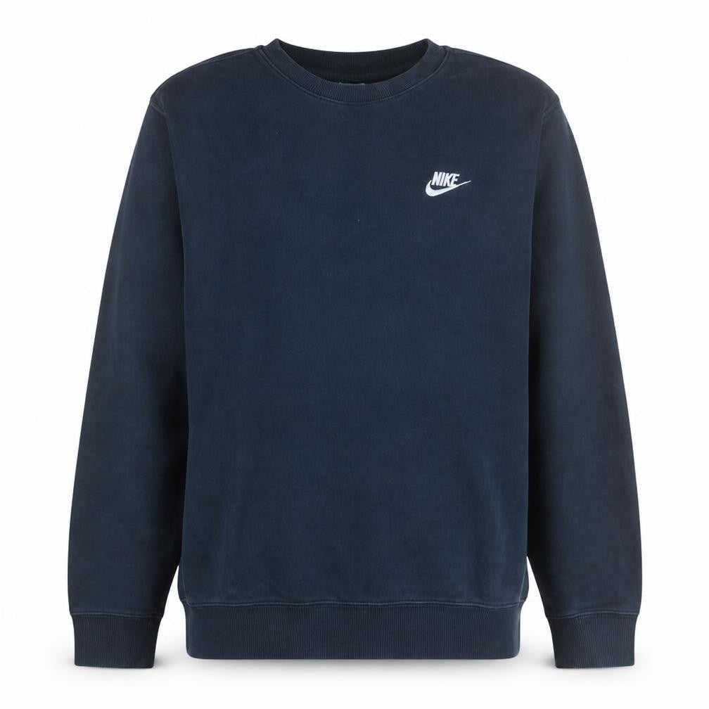 Front view of Nike Men Black Crew Neck Fleece Pullover Sweatshirt M
