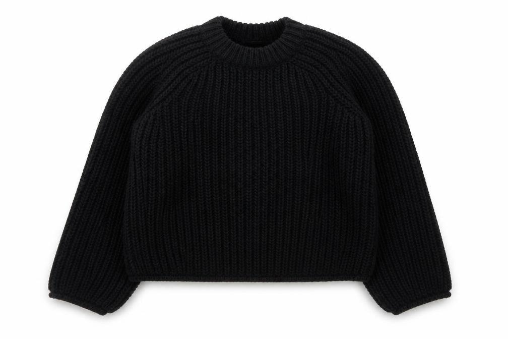 Front view of H&M women’s black chunky-knit crew neck jumper, size S