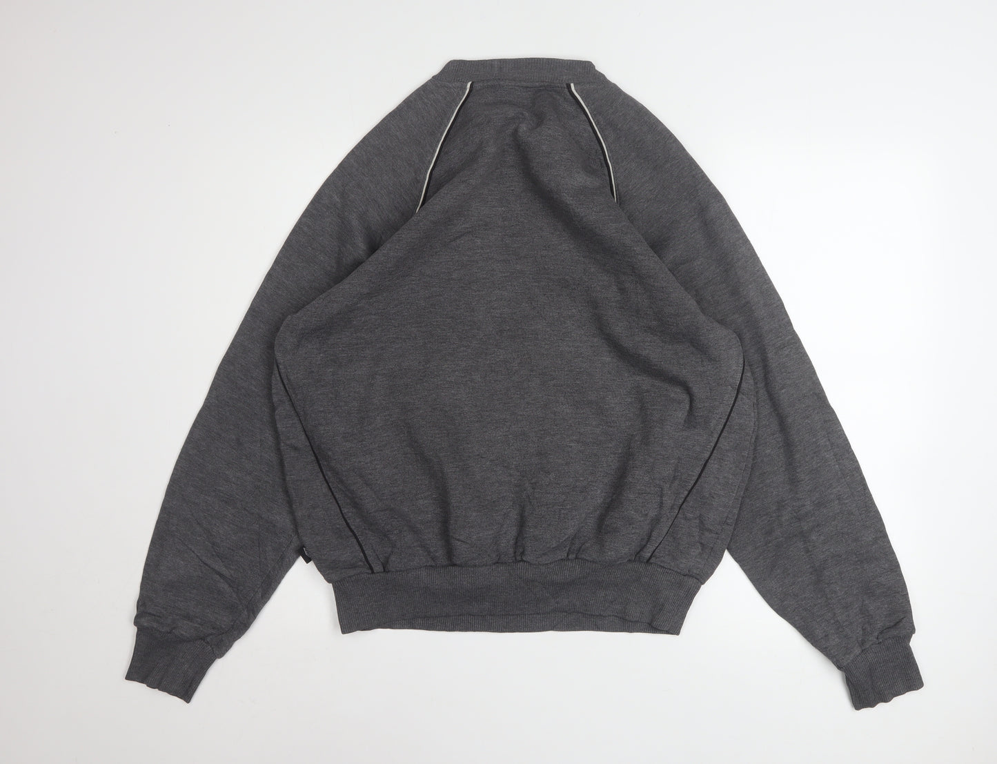Umbro Mens Grey Medium Pullover Sweatshirt Crew Neck Sports Top