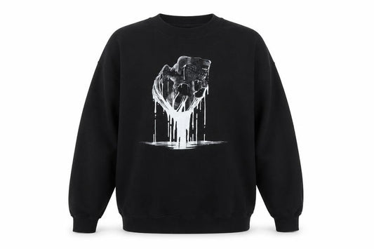 Front view of Gildan Men’s Black Graphic Pullover Sweatshirt M Heavyweight Fleece
