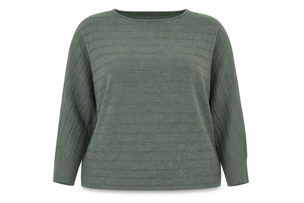 Front view of Cyrus Women Green 18 Plus Pullover Knit Jumper