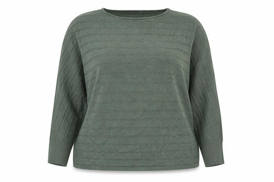 Front view of Cyrus Women Green 18 Plus Pullover Knit Jumper