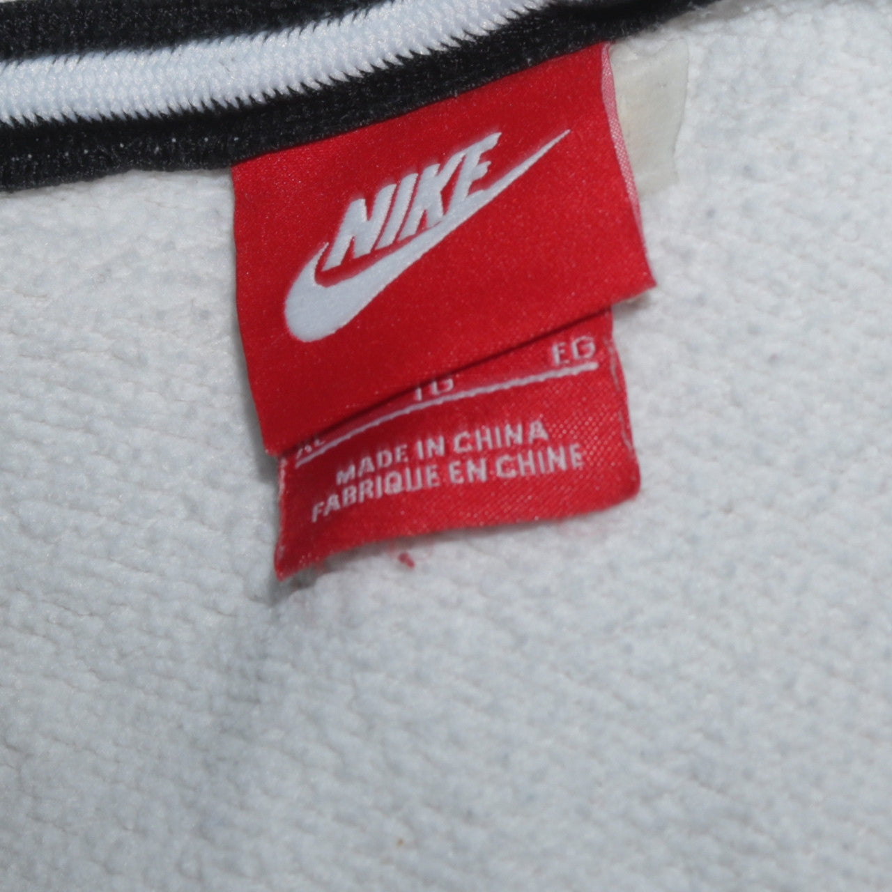 Nike Men's Grey Crew Neck Pullover Sweatshirt Size L