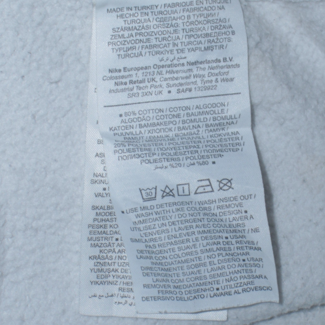 Nike Men's White Graphic Logo Sweatshirt M Pullover Fleece