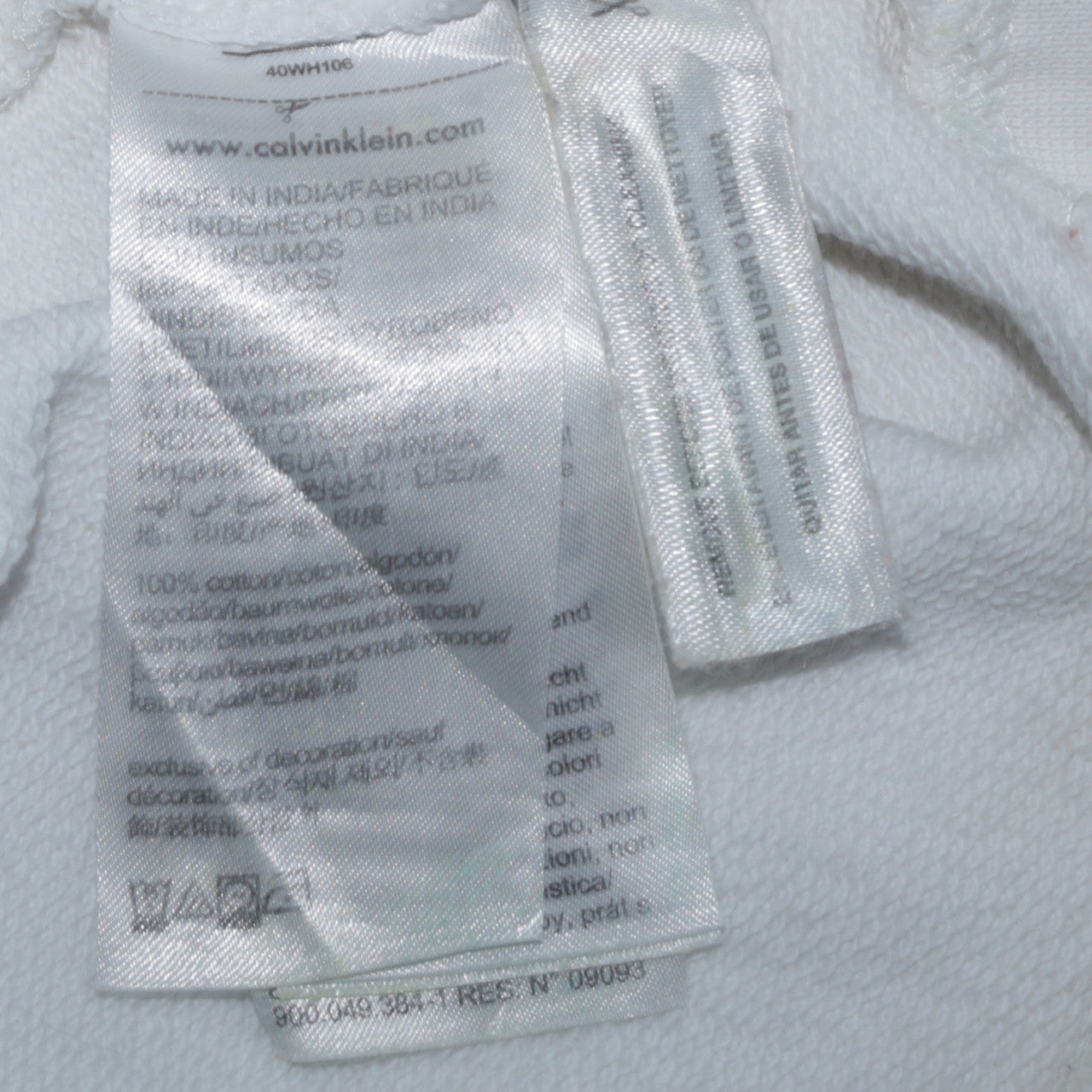 Calvin Klein Men’s White Pullover Hoodie Medium Logo Cotton