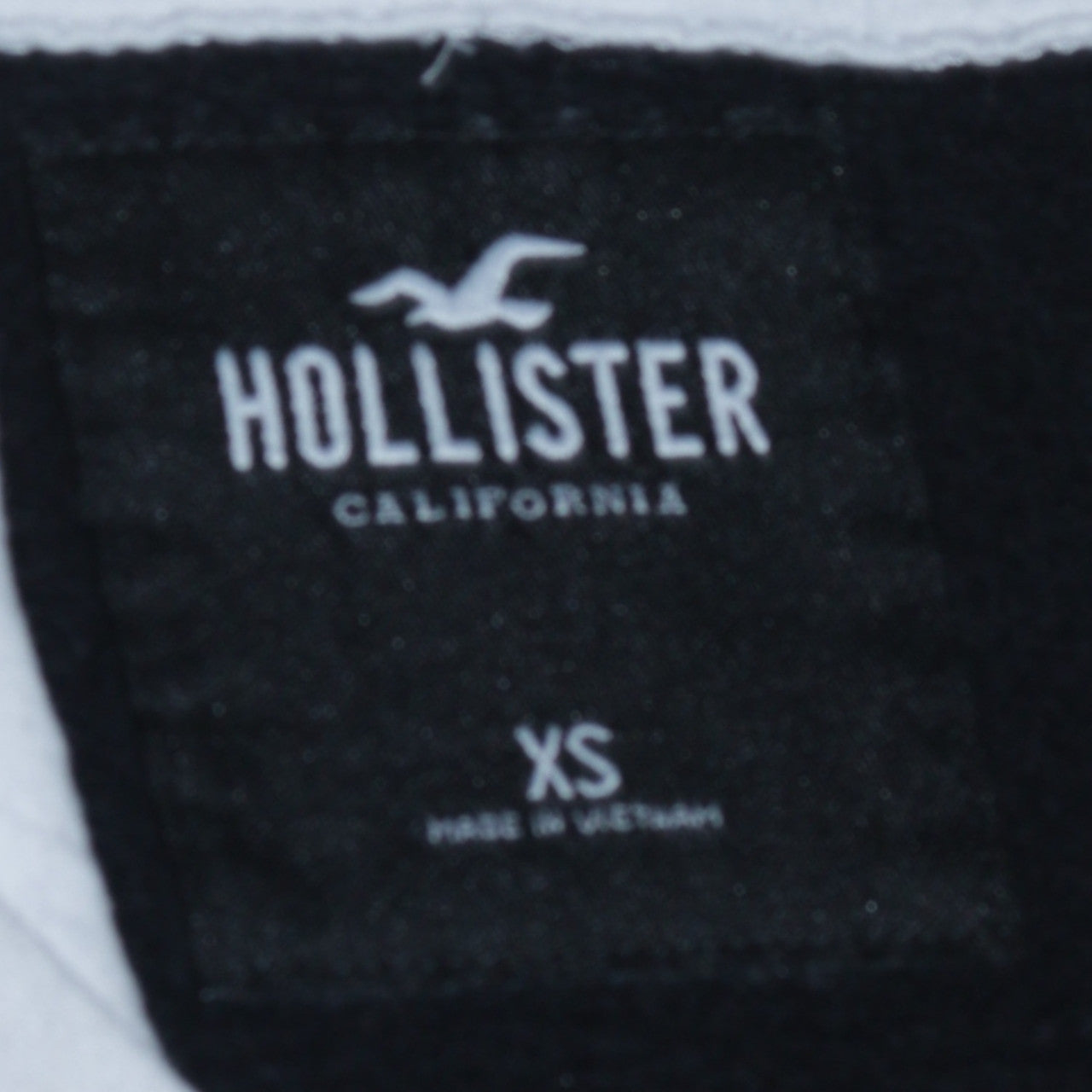 Hollister Women’s Black and White Pullover Hoodie XS