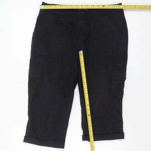 Lee Womens Black Size 8 Petite Relaxed Fit Cargo Shorts