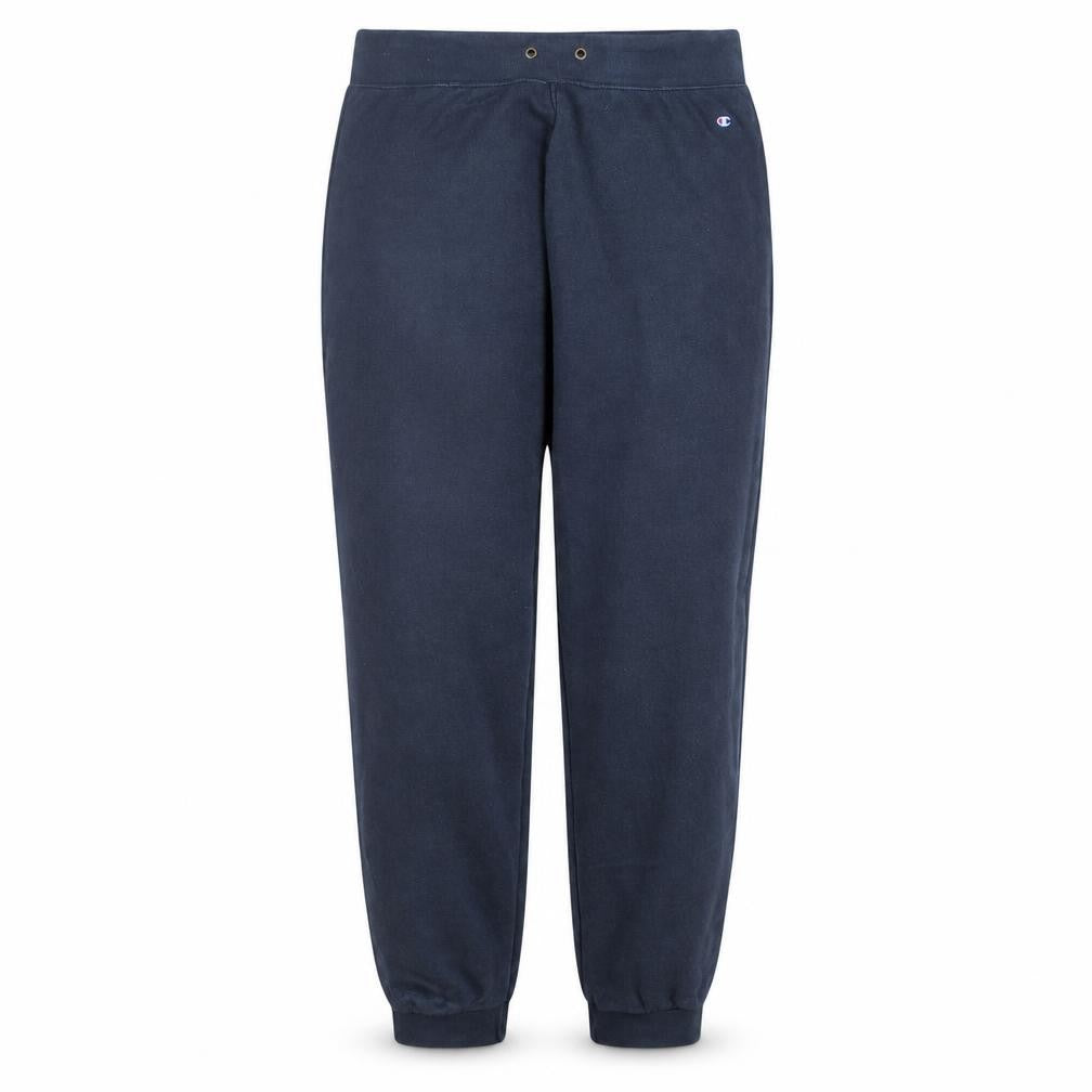 Front view of Champion Women's Black XL Fleece Jogger Sweatpants