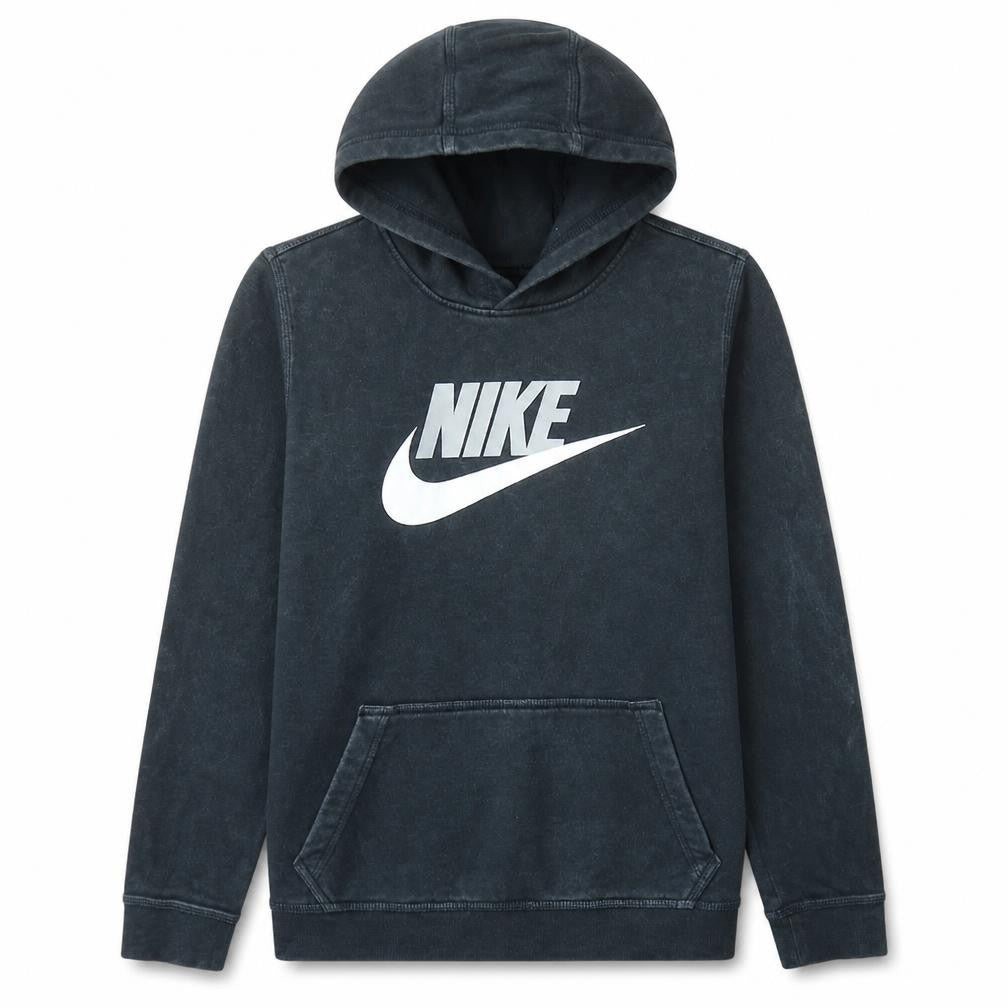 Front view of Nike boys’ black xl pullover hoodie sweatshirt with logo print
