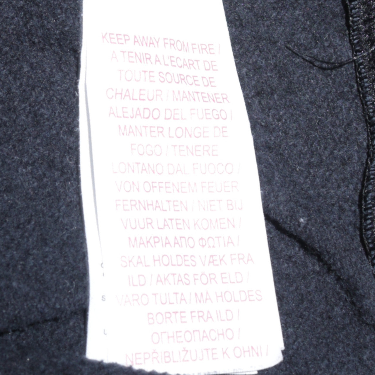 Nike Boys Black XL Pullover Hoodie with Logo Front Pocket