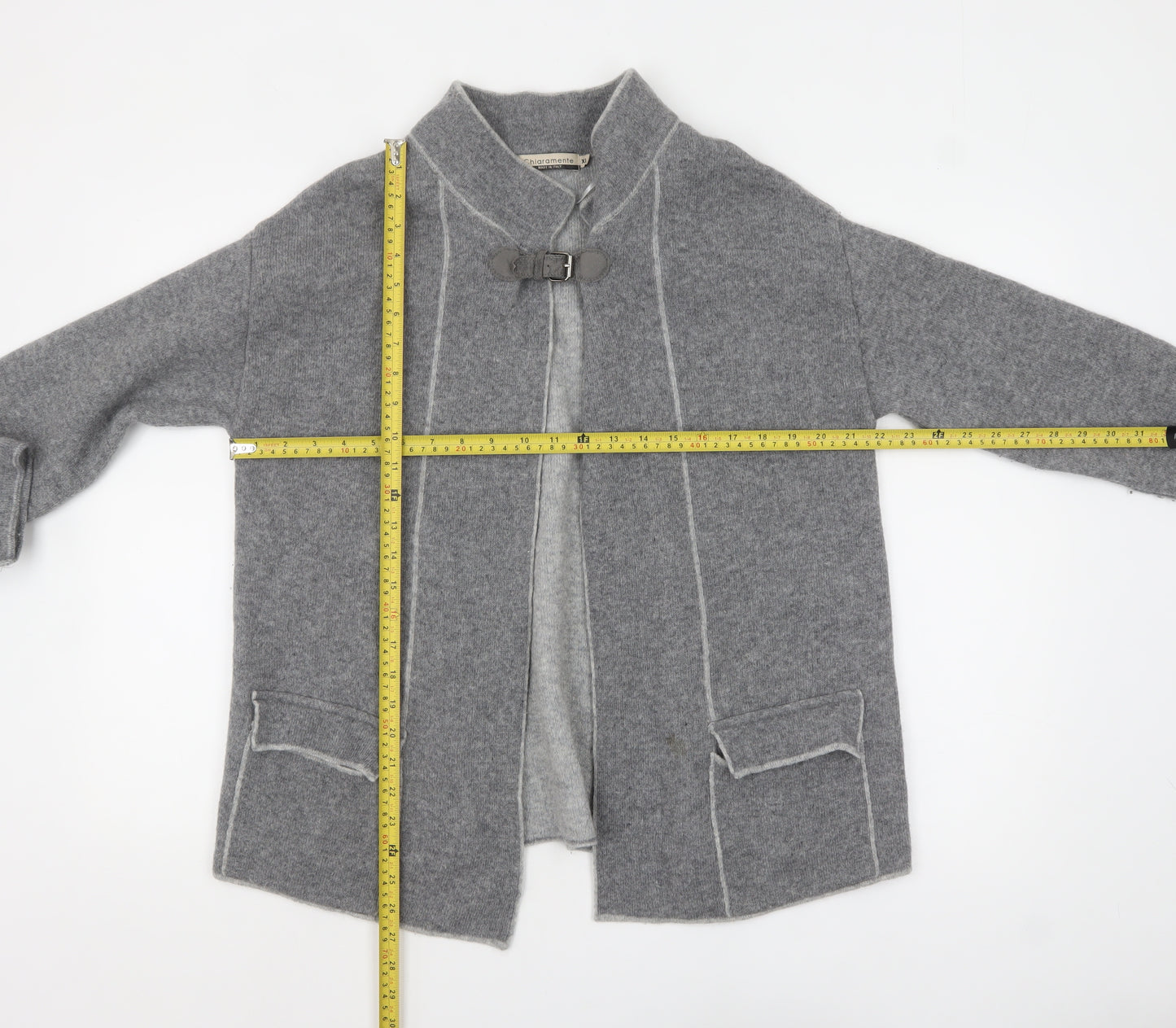 Chiaramente Women Grey Wool Cardigan XL Collared Buckle Knit