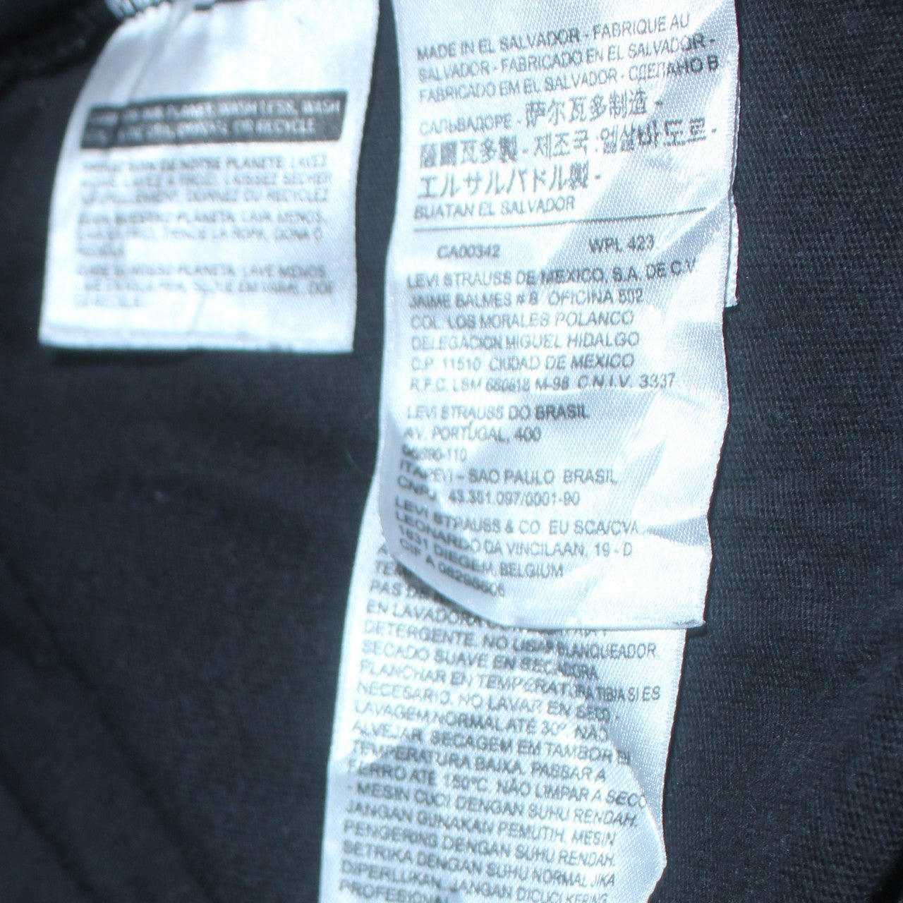 Levi's Men's Black XS Graphic Logo Cotton T-Shirt