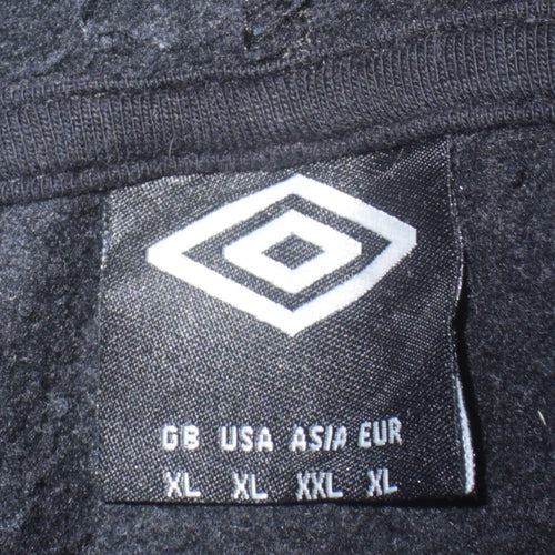 Umbro Men's Black XL Pullover Hoodie with Logo Design
