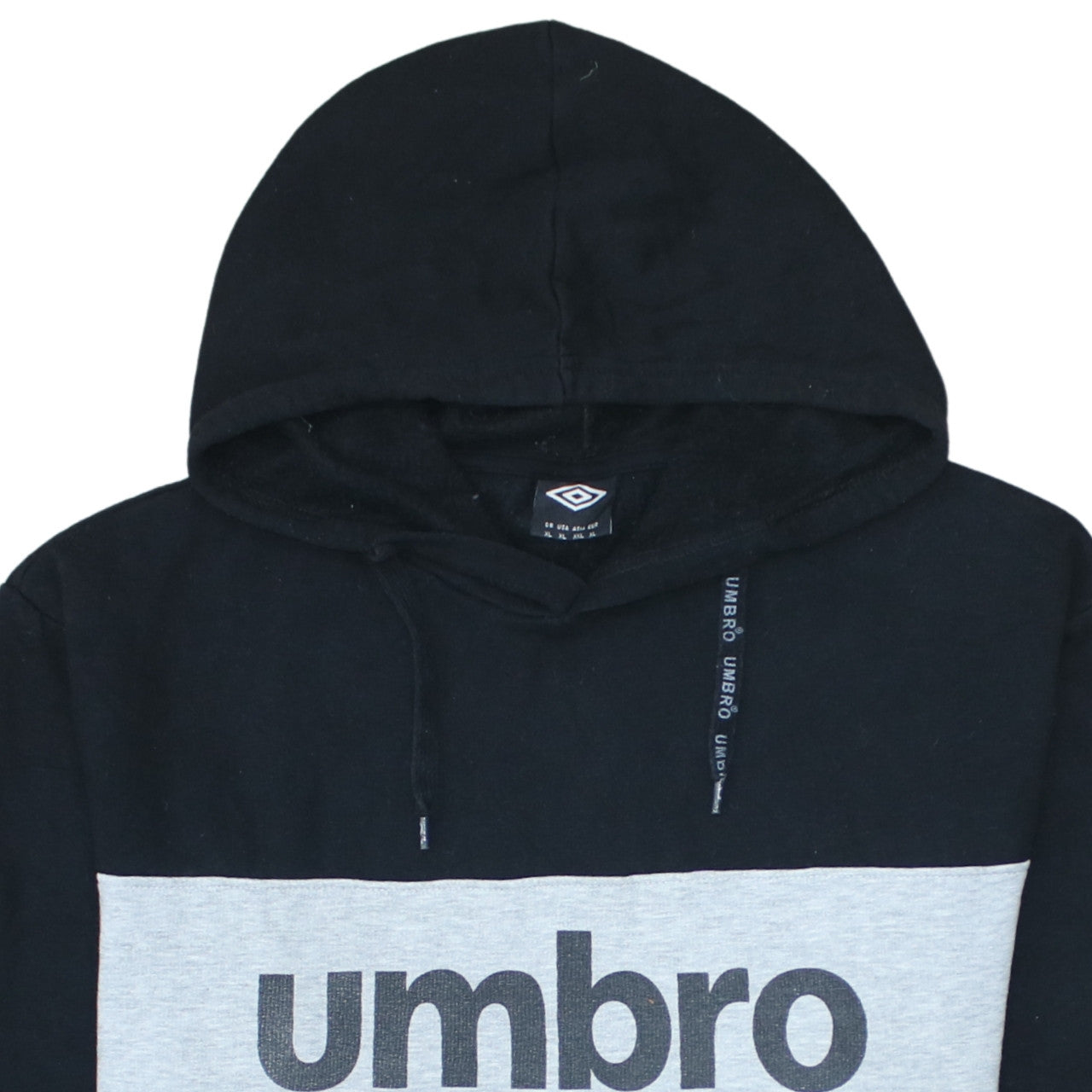 Umbro Men's Black XL Pullover Hoodie with Logo Design