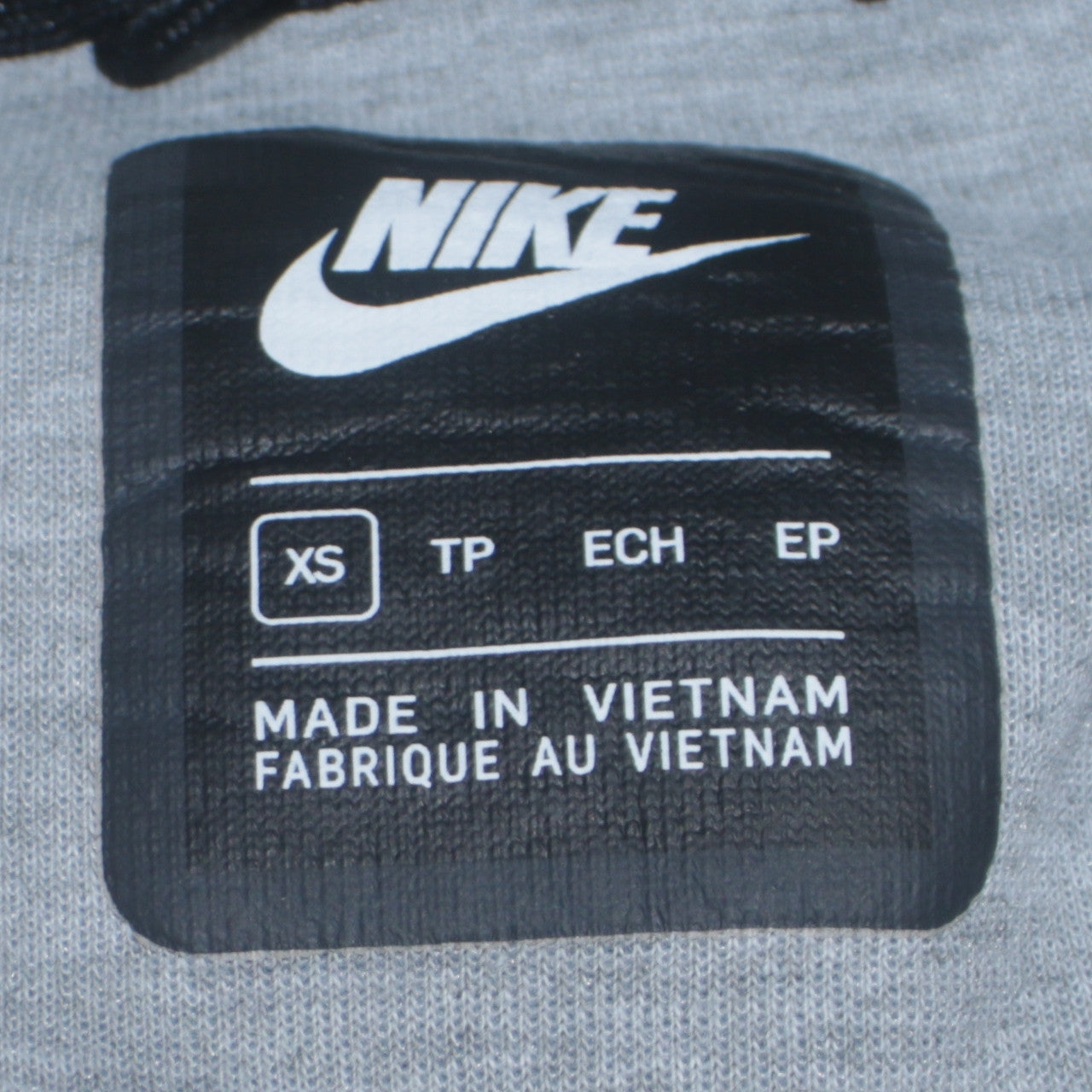 Nike Men's Grey XS 1/2 Zip Hoodie Sweatshirt with Logo