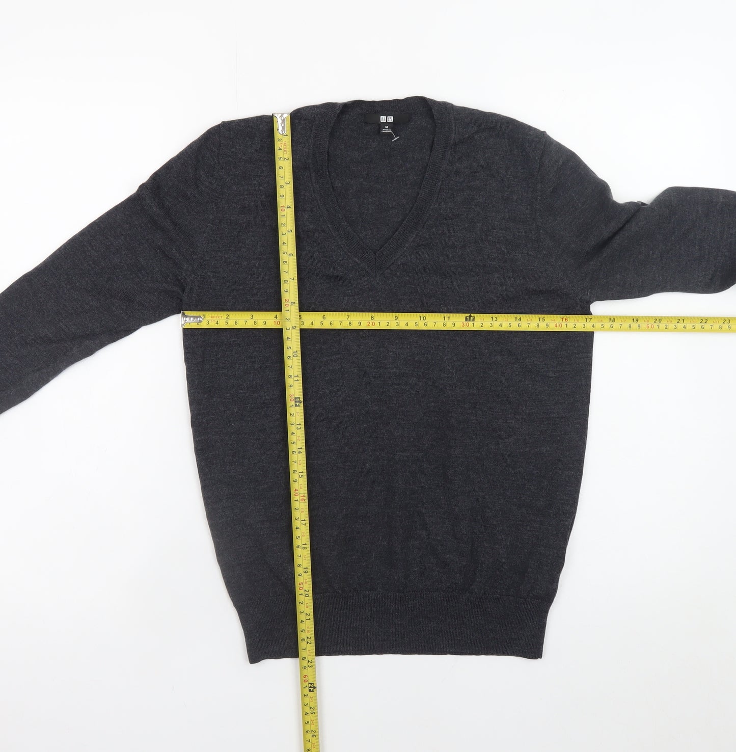 Uniqlo Women's Black Wool V-Neck Jumper M Long Sleeve Pullover