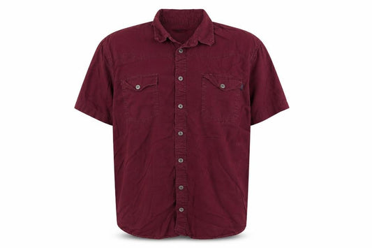 Front view of Arizona men’s burgundy short sleeve button-up cotton shirt, size 18.5