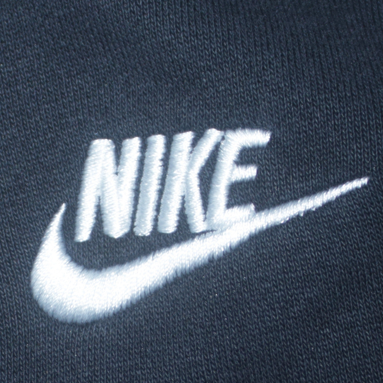 Nike Men's Black Fleece Pullover Sweatshirt Small
