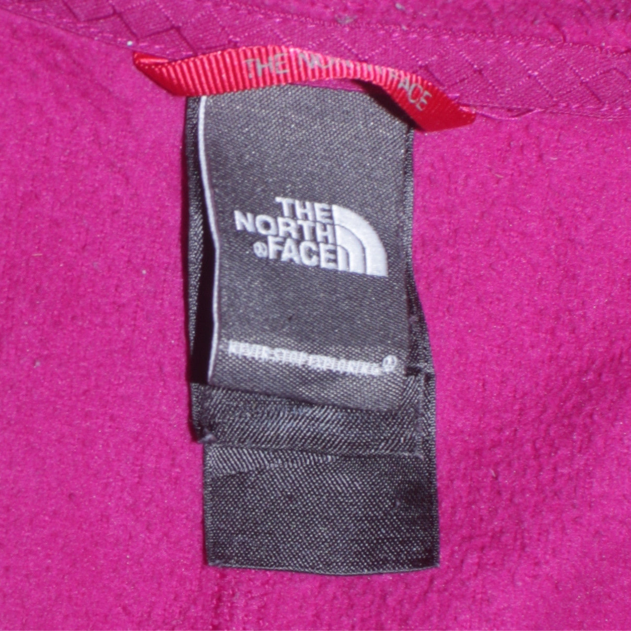 The North Face Women’s Magenta Fleece Full Zip Hoodie Size M