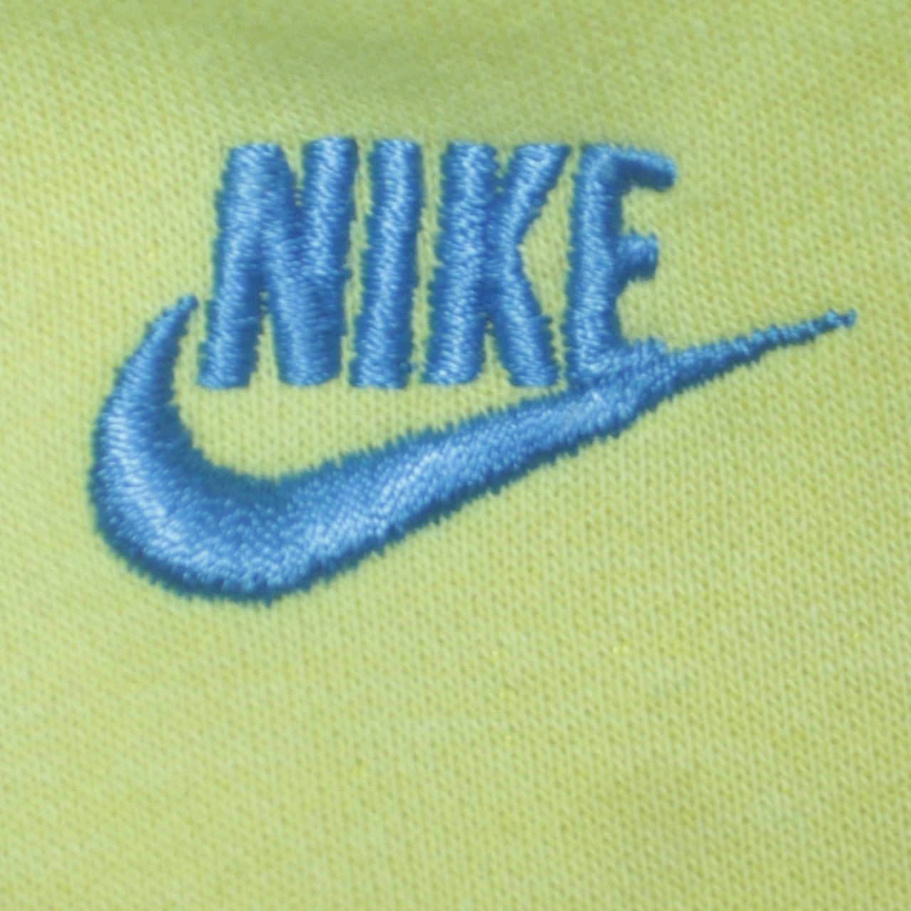 Nike Boys Yellow Pullover Hoodie Sweatshirt 12-13 Years Fleece Logo