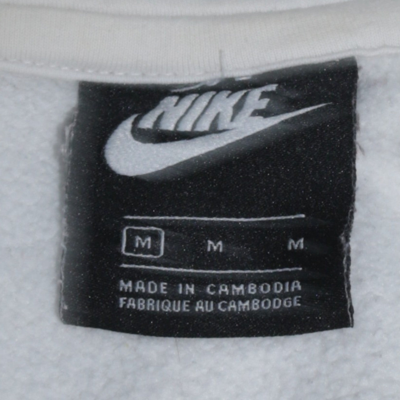 Nike Men's White Pullover Hoodie M Regular Fit Logo Fleece Sweatshirt