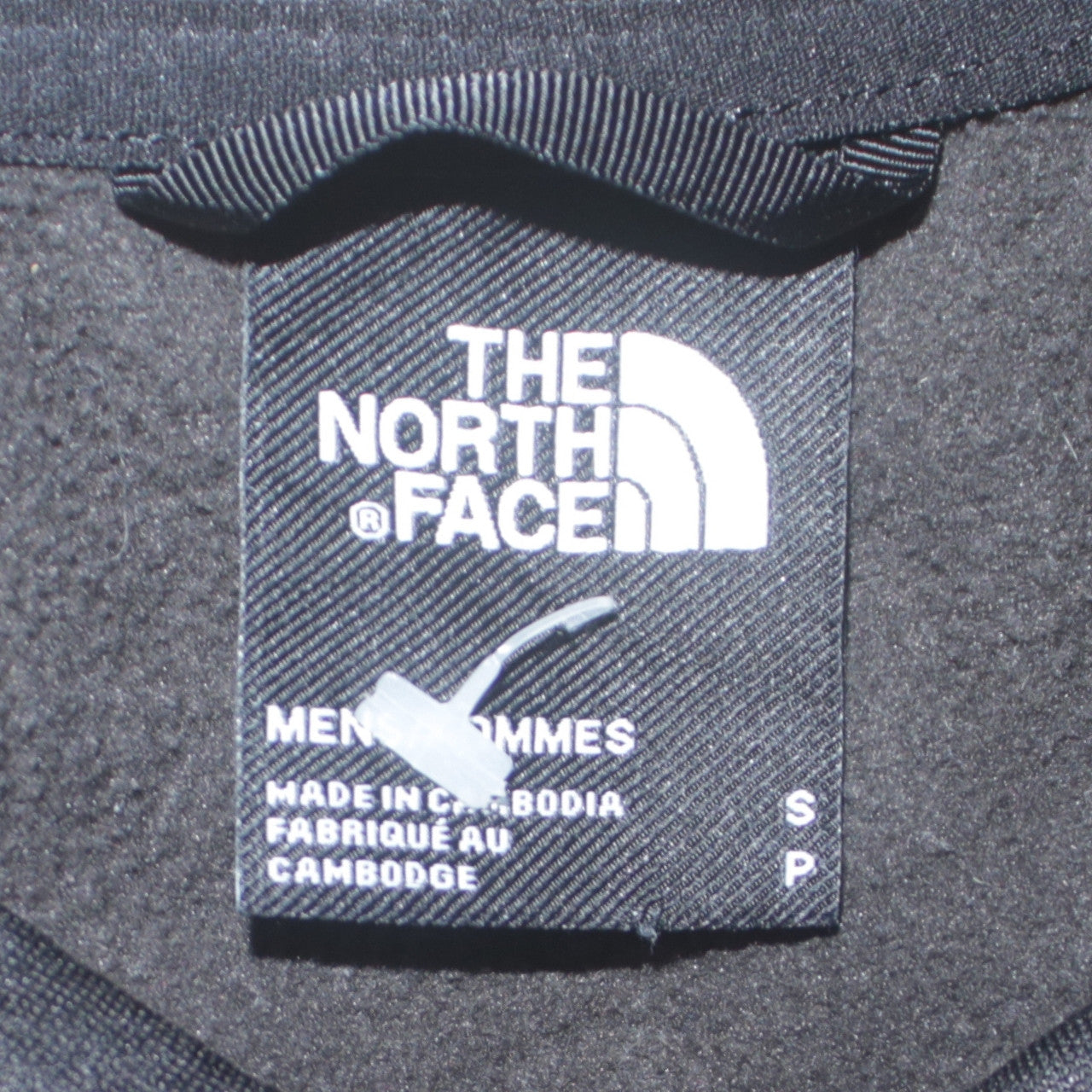 The North Face Men's Black Small Pullover Crew Neck Sweatshirt