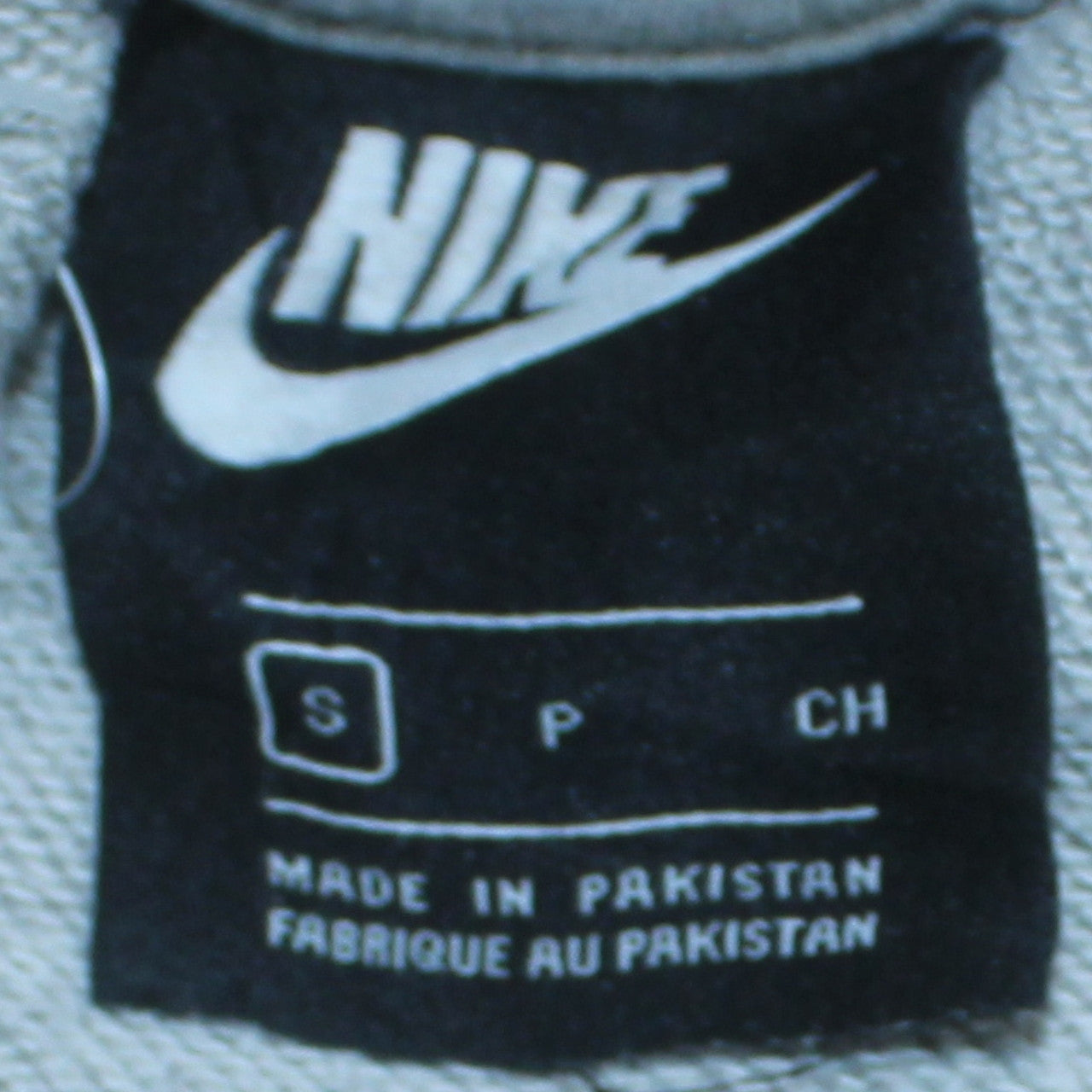 Nike Men's Grey Pullover Hoodie Small Logo Sportswear Fleece