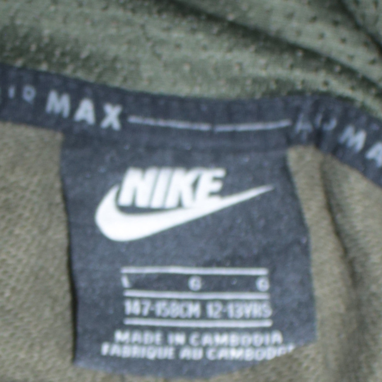 Nike Boys Green Air Max Pullover Hoodie 12-13 Years Long Sleeve Logo