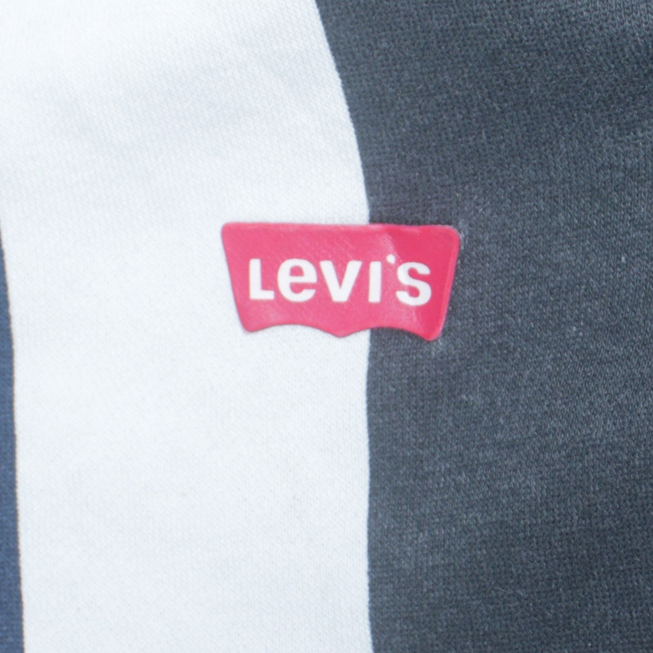 Levi's Men's Multicoloured Striped Slim Fit Sweatshirt M