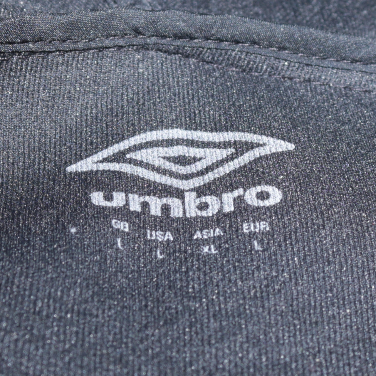 Umbro Men's Black Full Zip Hoodie Hull City L FC Sportswear