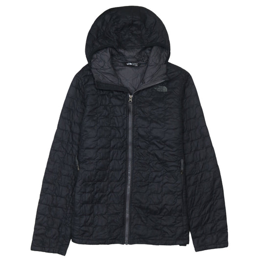 Front view of The North Face boys’ black hooded insulated puffer jacket xl 18-20 years