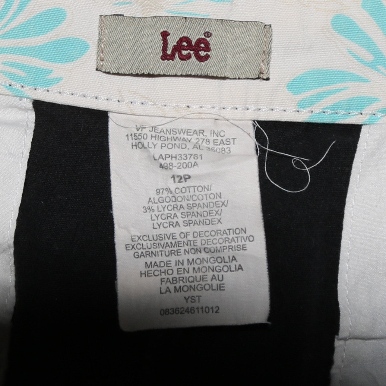 Lee Women's Black Cropped Jeans Size 12P Regular Fit Stretch Denim