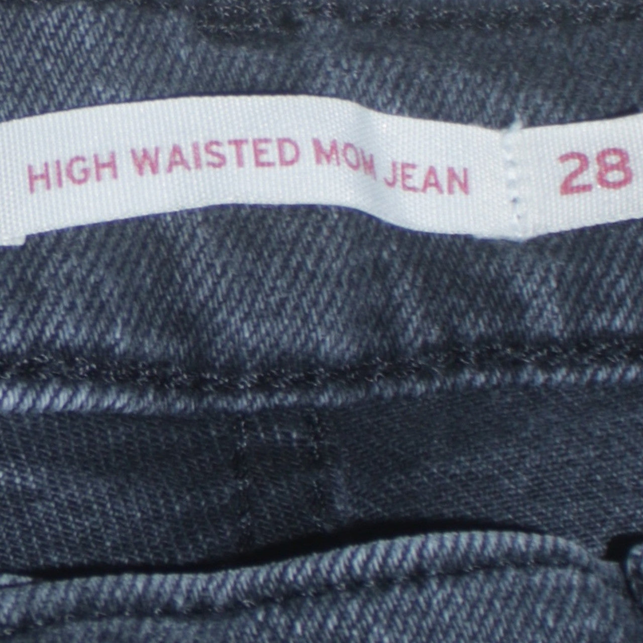 Levi's Women High Waisted Mom Jeans Black Size 28 Classic Denim
