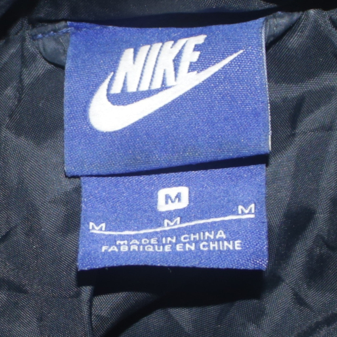 Nike Men's Black M Puffer Jacket Hooded Full Zip Insulated Winter Coat