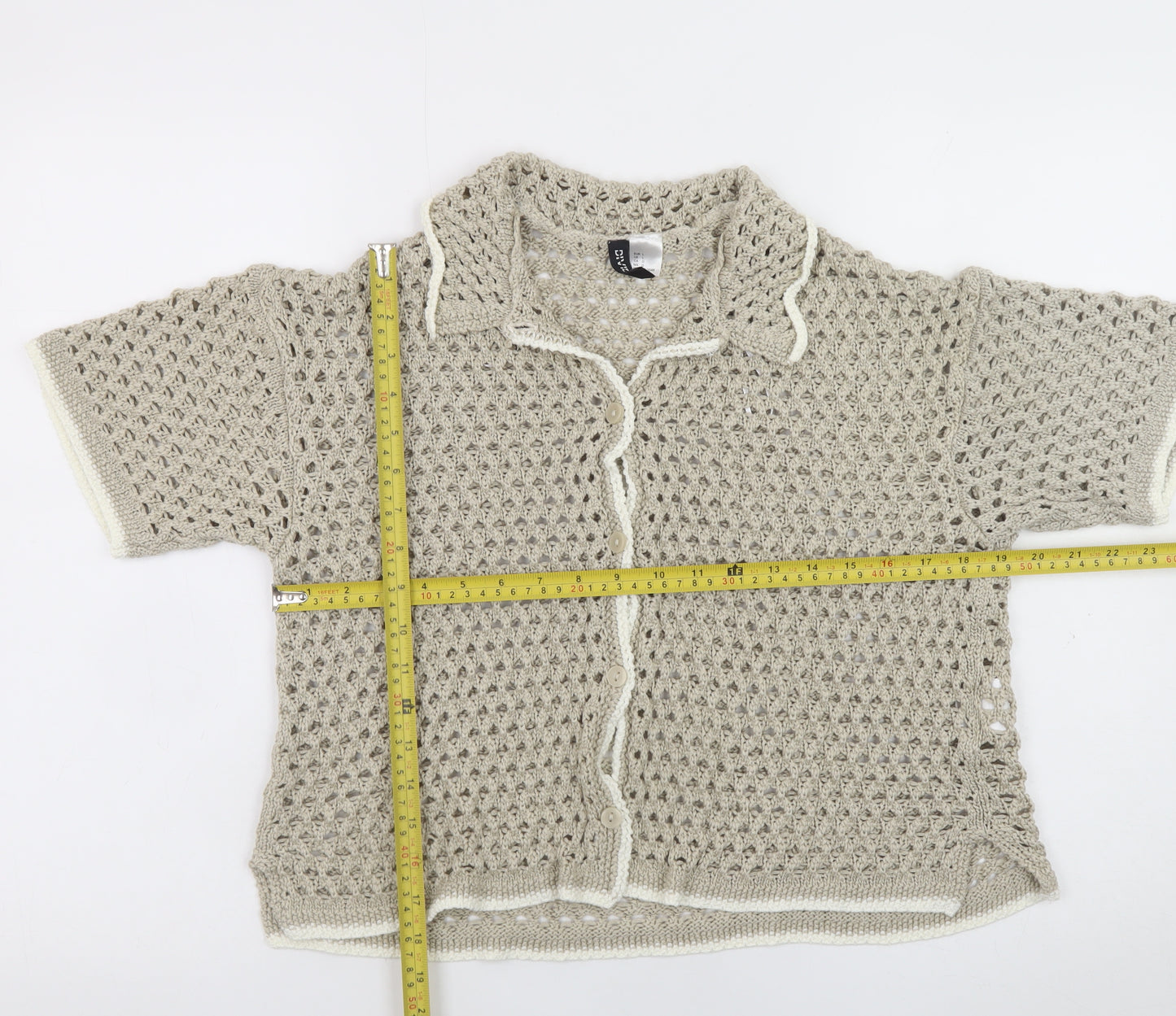 H&M Women’s Beige Crochet Short Sleeve Collared Cardigan Size 14