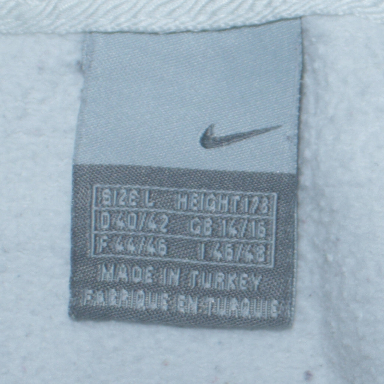 Nike Women White L Sweatshirt Classic Crew Neck Pullover