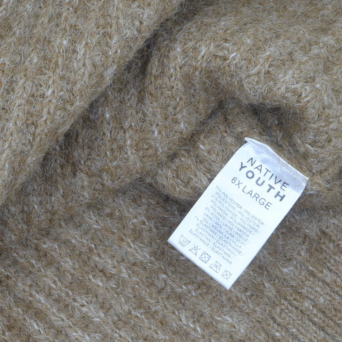 Native Youth Women’s Beige 6XL Chunky Knit Sleeveless Zip Vest