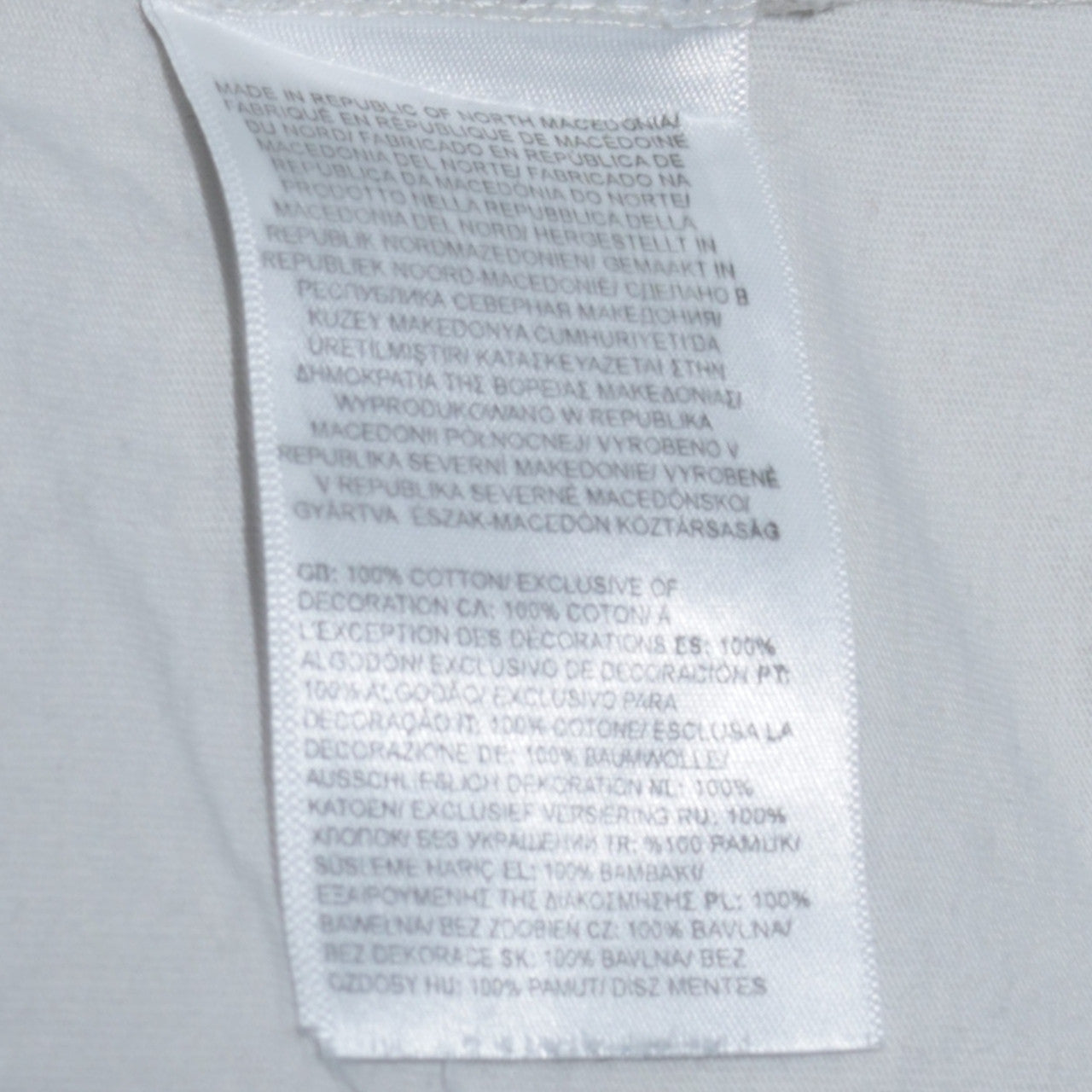 The North Face Men's White Medium Graphic Logo T-Shirt Cotton