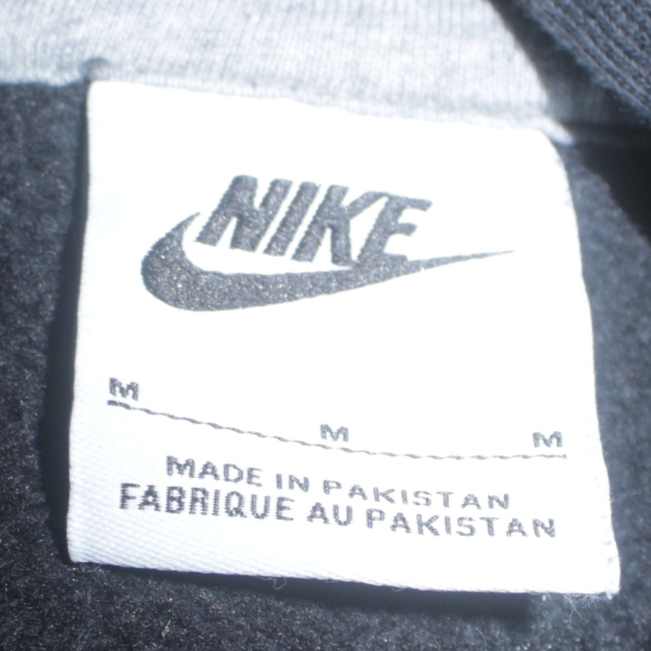Nike Men's Black Pullover Hoodie M Logo Sports Fleece Sweatshirt
