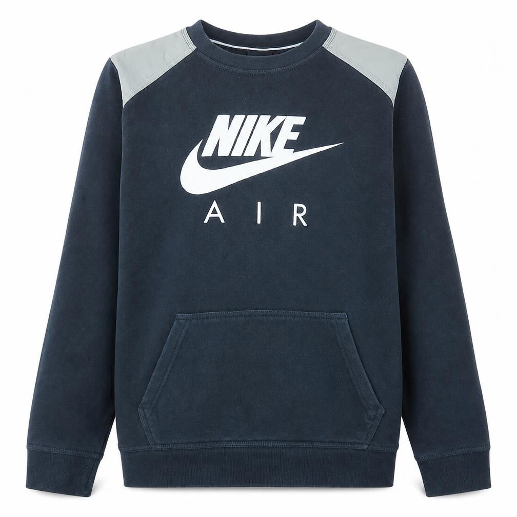Front view of Nike boys’ black xl 13-15y pullover fleece crew neck sweatshirt