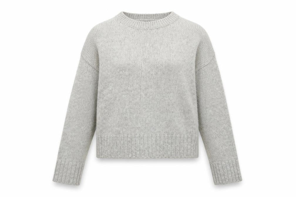 Front view of New Look Women's Grey Acrylic Knit jumper, size S