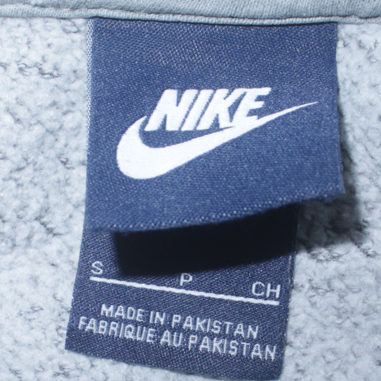 Nike Men's Grey Pullover Hoodie Small Logo Fleece Sweatshirt