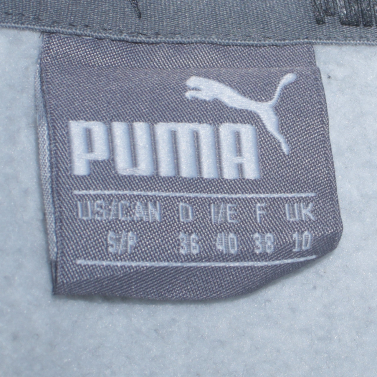 Puma Women's Grey Hoodie Size 10 Pullover Classic Logo Sweatshirt
