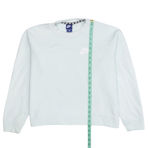 Nike Women’s Light Blue Sweatshirt L Long Sleeve Crew Neck