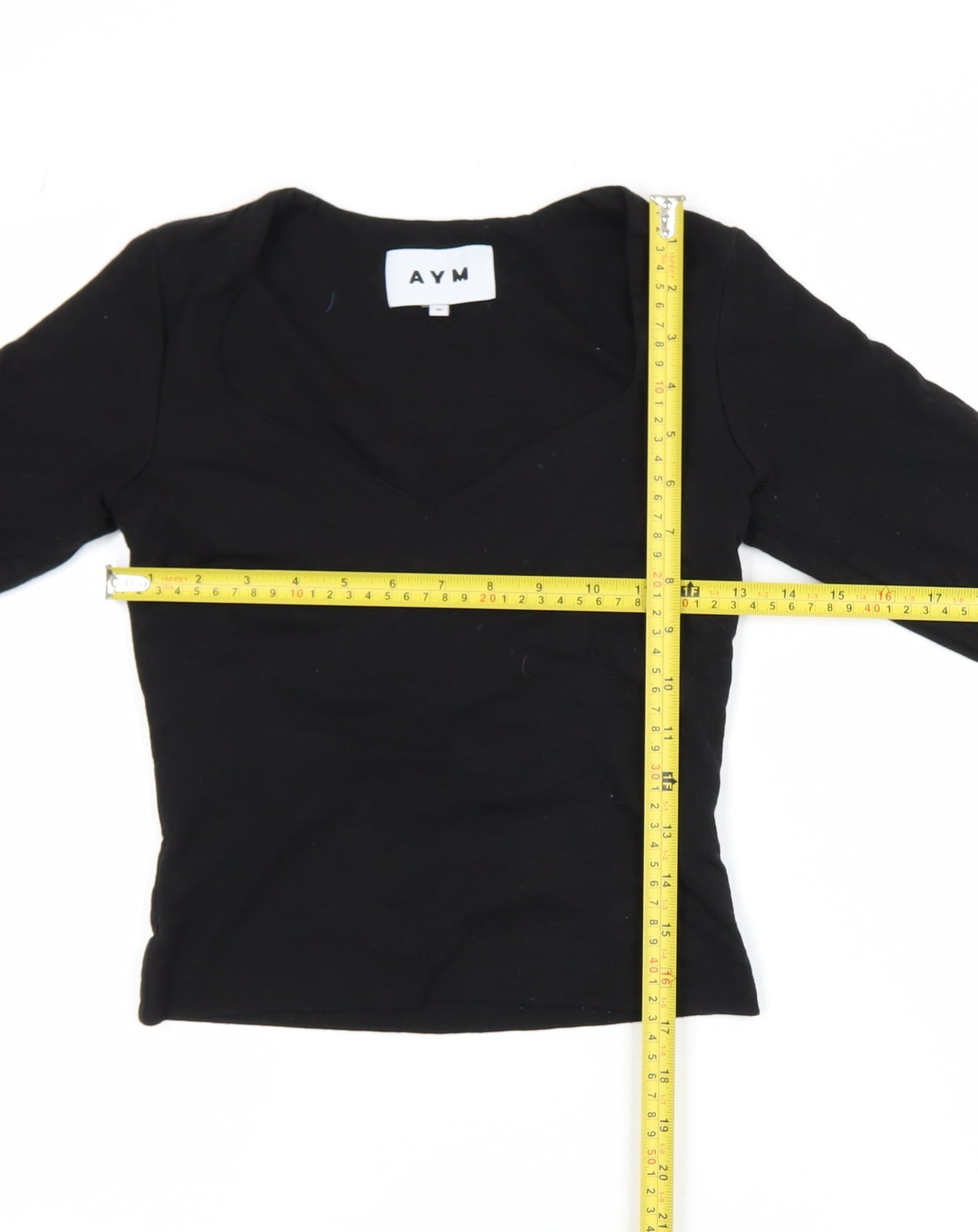 AYM Womens Black Bamboo Blend V-Neck Long Sleeve Cropped Top M
