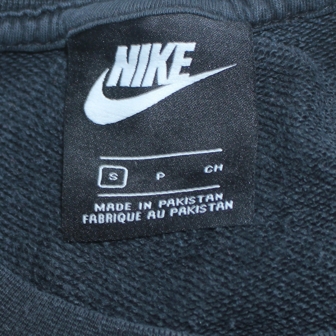 Nike Women’s Black Small Crew Neck Pullover Sweatshirt 80% Cotton