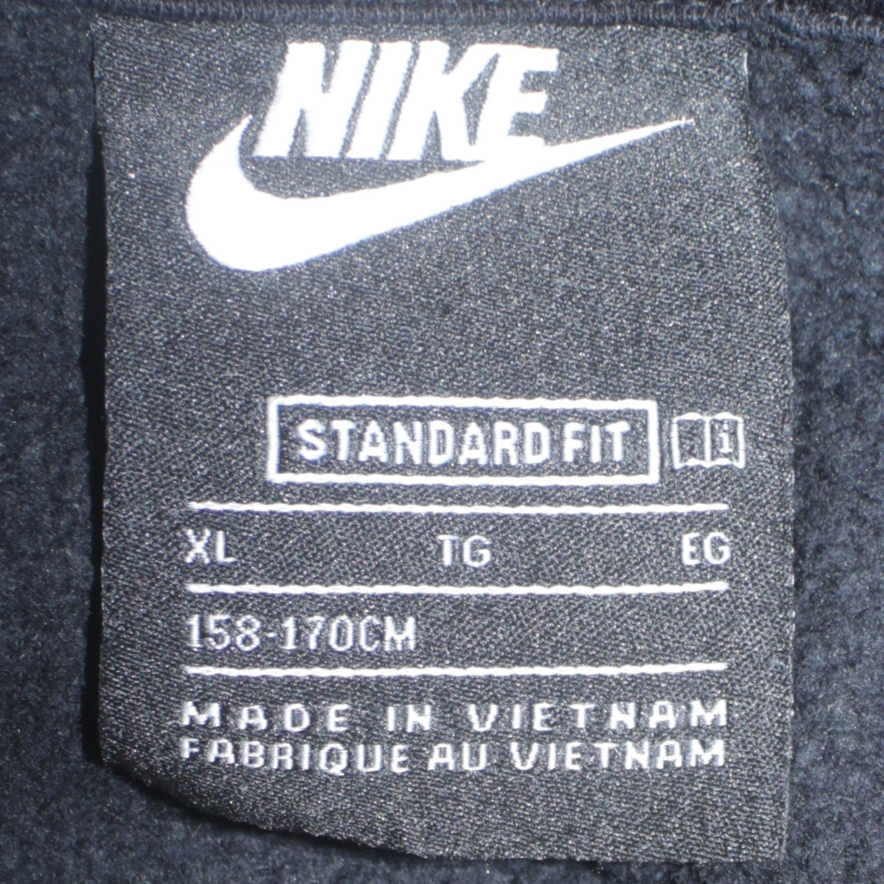 Nike Boys Black XL Pullover Hoodie with Logo Print Standard Fit